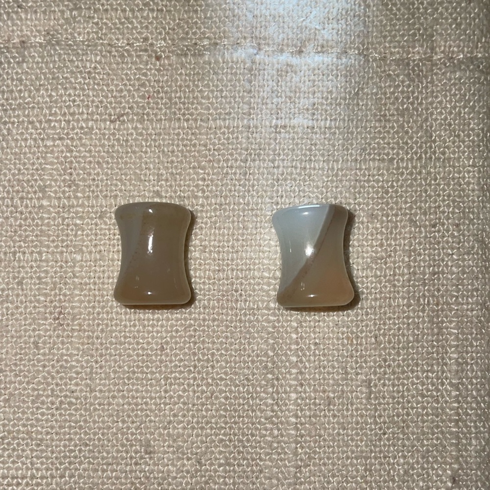 Double Flare Agate Plugs/Gauges Size 0